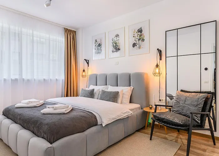 Tampa Sunshine Apartment